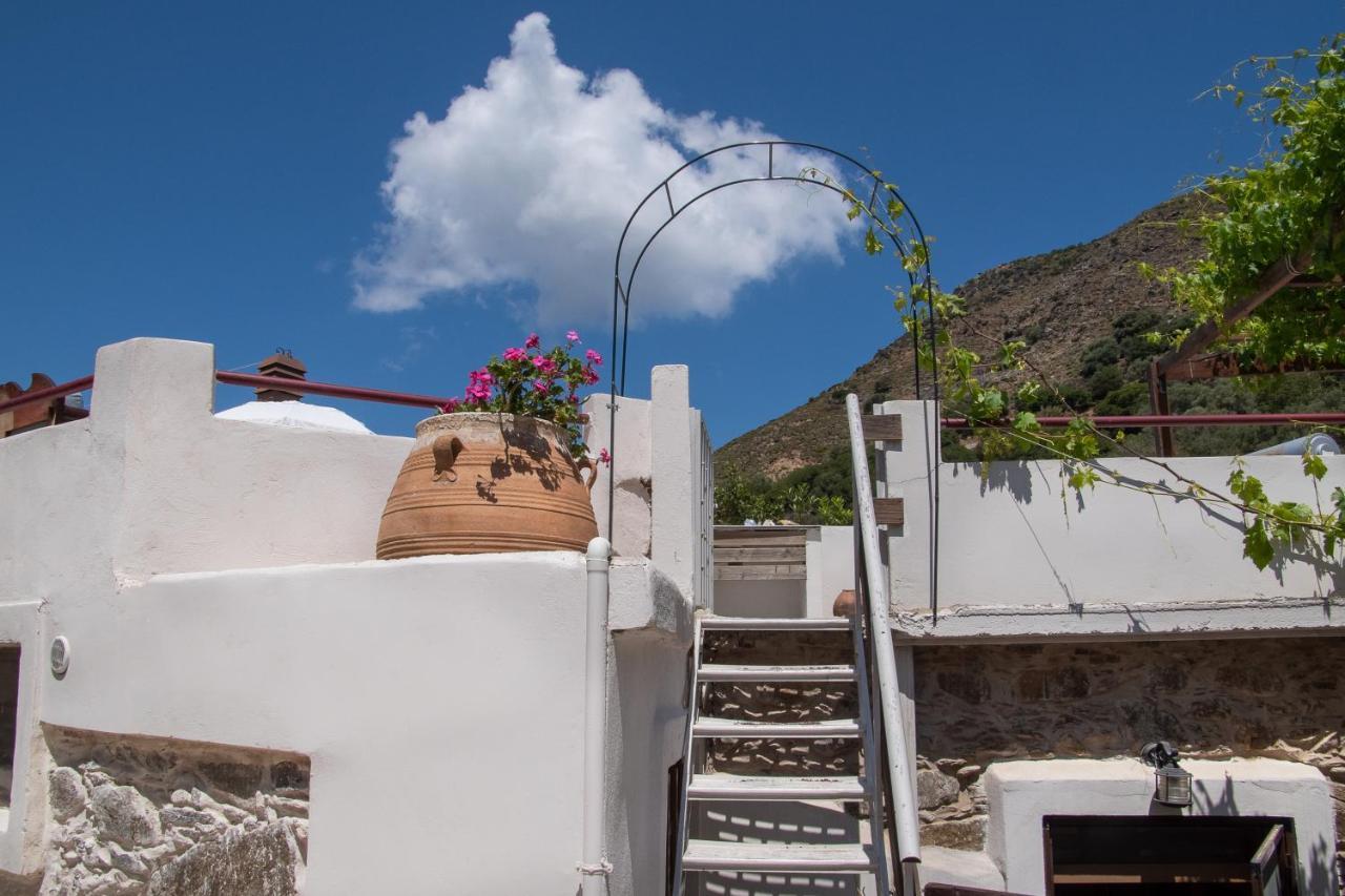 Feneri 3 -Cozy Rustic Apt 20' From Elafonisi Beach Perivolia  Exterior photo